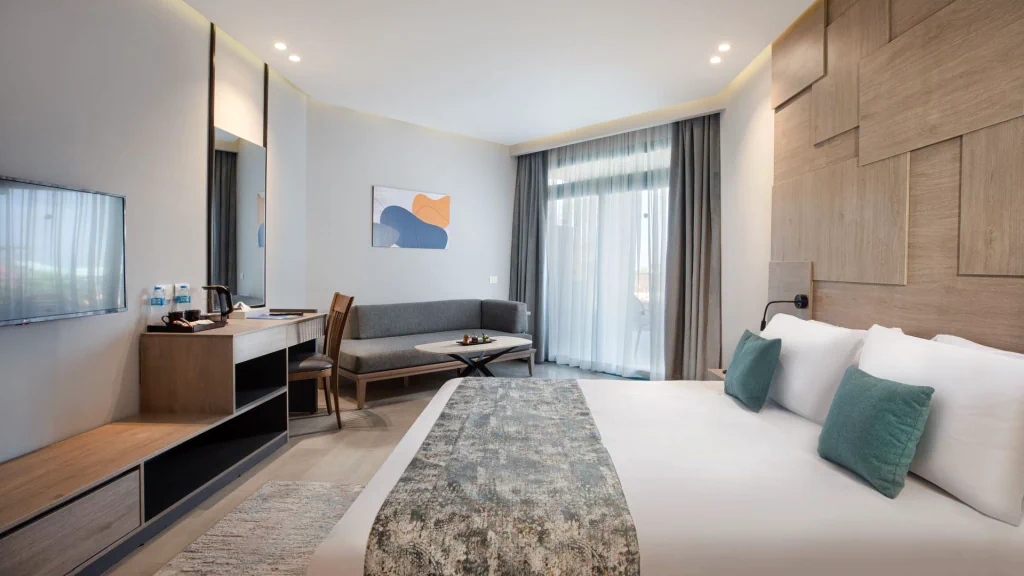 الفندق بيراميزا بيتش ريزورت - شرم الشيخ